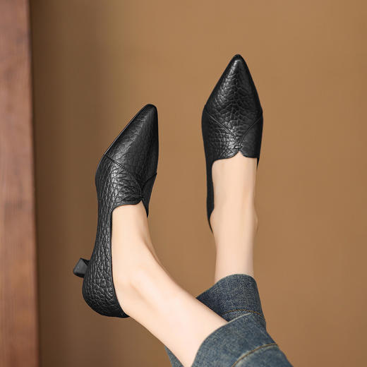 【预售5天】春秋新款法式复古高跟鞋优雅百搭防掉跟软底面真皮尖头深口单鞋女JLY&18-807 商品图2