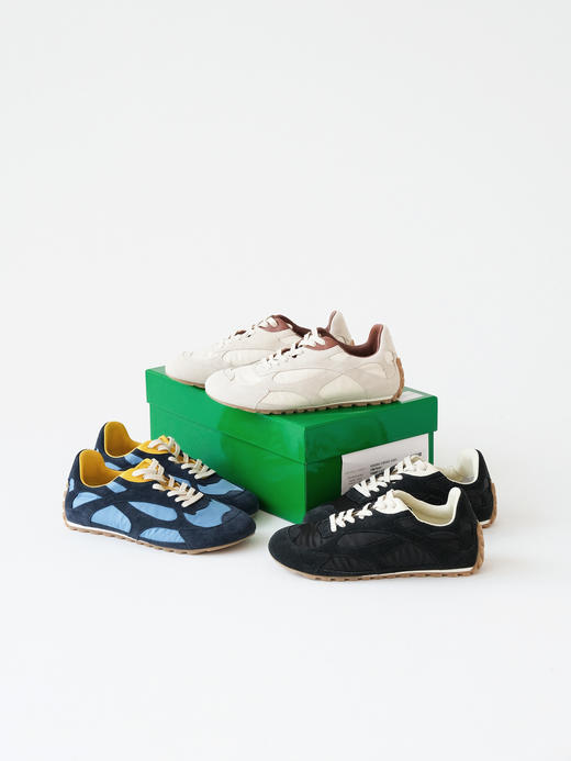 葆蝶家Orbit小牛 闪亮圆头系带薄底鞋低 生活休闲鞋（DBG） 商品图1