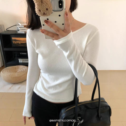 2025新款慕斯绒竹节纹圆领显瘦长袖T恤女25秋冬内搭打底正肩上衣！ 商品图3