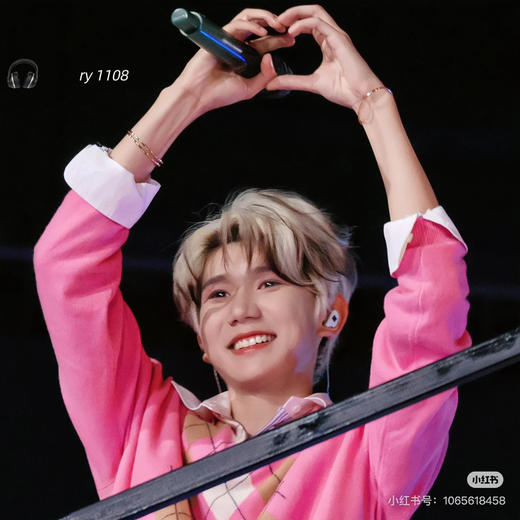 原版miu菱格限定粉𝐩𝐨𝐥𝐨领针织衫101810 商品图13