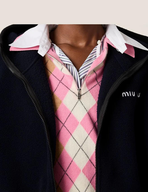 原版miu菱格限定粉𝐩𝐨𝐥𝐨领针织衫101810 商品图2