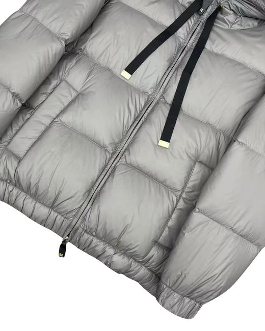 女款抽绳连帽羽绒服 商品图2