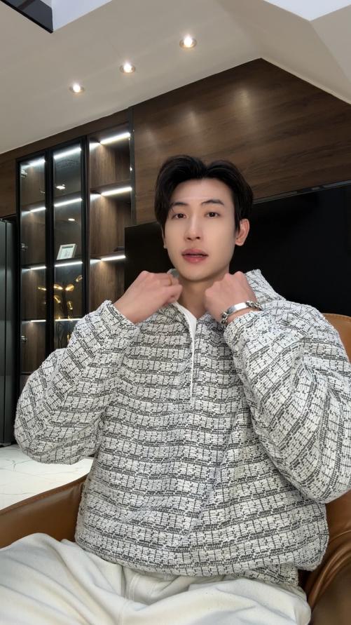 180906SDSA男士秋冬新款痞帅男装潮牌撞色小香风按扣连帽卫衣百搭时尚 商品图0