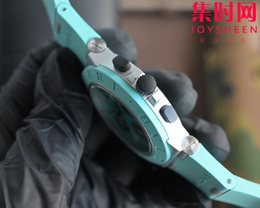 宝格丽Aluminium系列 以"铝+橡胶"的创新材质组合重新定义奢华运动 男士腕表 表径40mm 商品图4