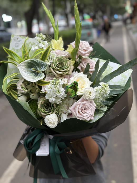 手打生日花束 需提前五小时预定 商品图1
