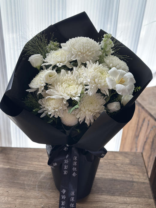 清明节混搭白色菊花花束 商品图1