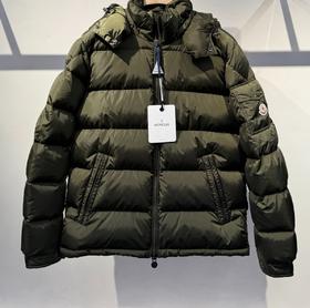 男款哑光logo外套018