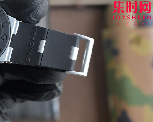 宝格丽Aluminium系列 以"铝+橡胶"的创新材质组合重新定义奢华运动 男士腕表 表径40mm 商品图7