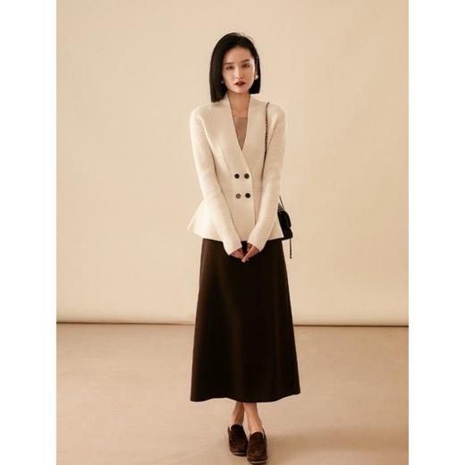 下单3-5天发货！ORIGNAL&CO 醋酸羊毛直筒裙 醋酸羊毛加绒面料，⁤柔软丝滑，防寒保暖​，四骨收腰设计，A字版型，⁮显瘦遮胯 商品图5