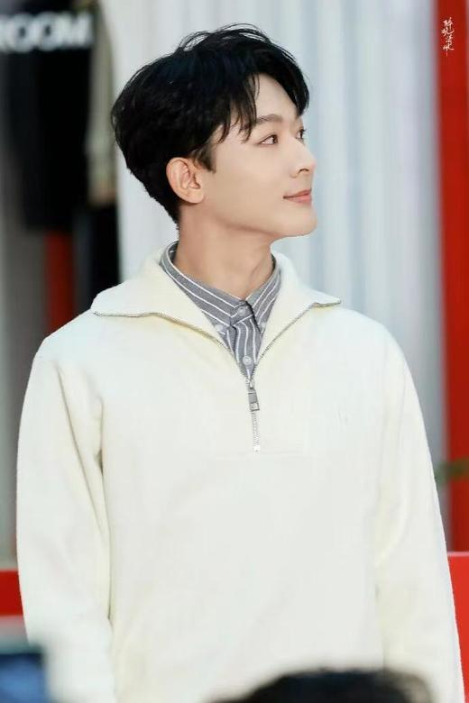 鼎奢成衣LP老钱风半拉羊毛衫桑蚕丝莱赛尔毛衣 商品图6