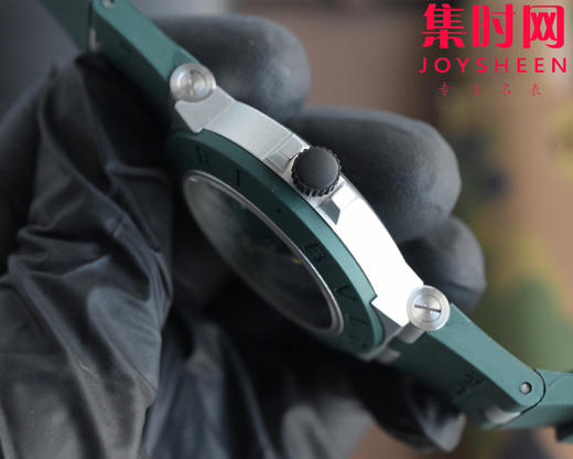宝格丽Aluminium系列 以"铝+橡胶"的创新材质组合重新定义奢华运动 男士腕表 表径40mm 商品图4