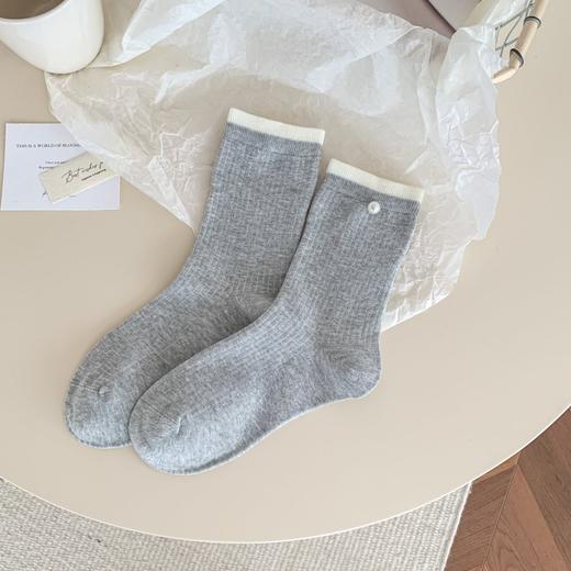 分镜头秋冬新款袜子女珍珠装饰新款中筒ins潮流棉袜（不单卖，3双起售） 商品图6