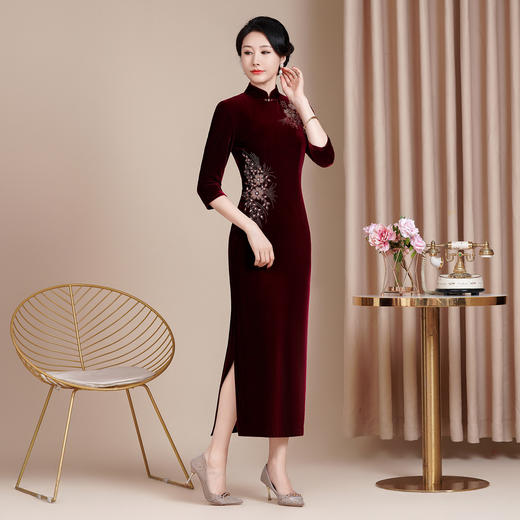 A5GH7991-1秋季新款改良版丝绒旗袍结婚喜婆婆喜妈妈敬酒服修身长款旗袍礼服 商品图2