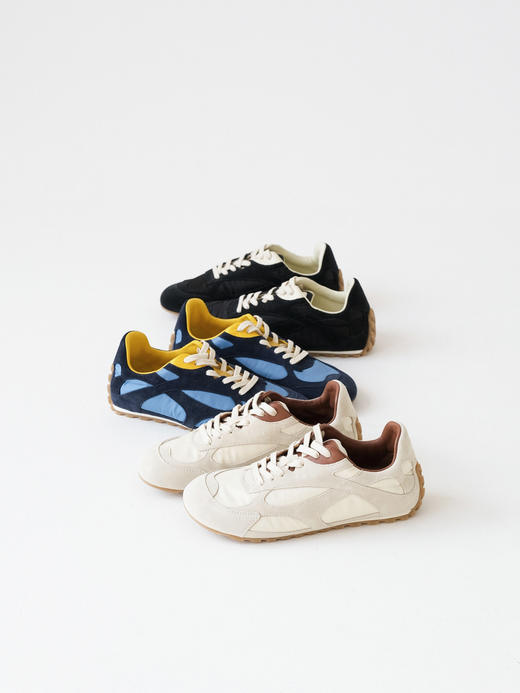 葆蝶家Orbit小牛 闪亮圆头系带薄底鞋低 生活休闲鞋（DBG） 商品图2