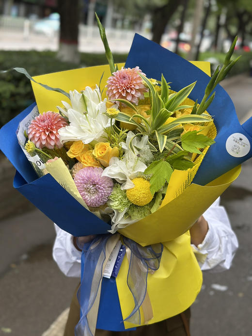 手打生日花束 商品图1