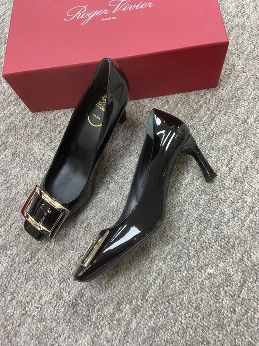 女款香槟扣高跟鞋 商品图1