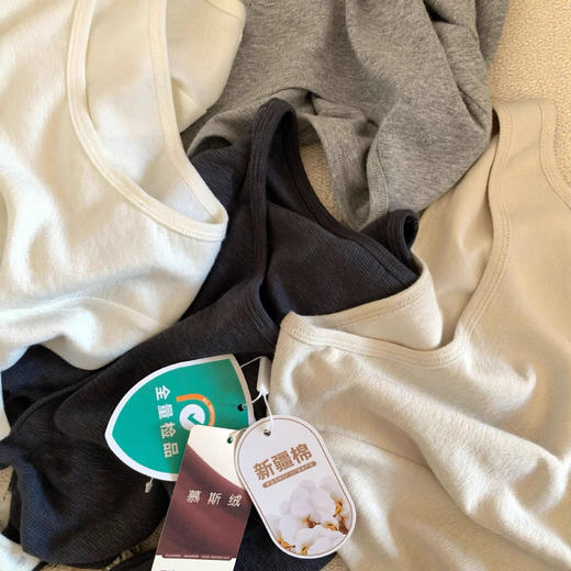 2025新款慕斯绒竹节纹圆领显瘦长袖T恤女25秋冬内搭打底正肩上衣！ 商品图1