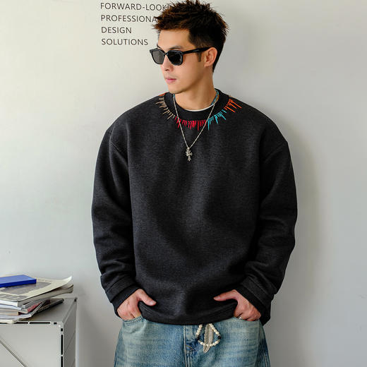 徐太浪【刺绣圆领 设计感】320g套头卫衣男春秋大码休闲通勤上衣 商品图0
