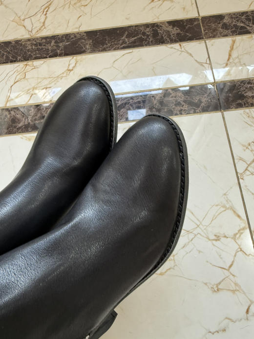 1018-5巨好穿 off 进口牛皮 手工攀楦 内外底全皮 再贴底片 双侧拉链 奔跑短靴 准码选 商品图3