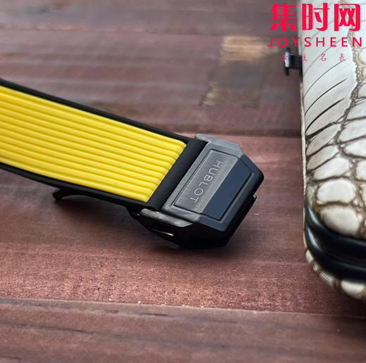 彩色陶瓷壳 男士石英腕表 商品图4