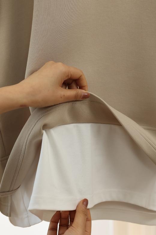 南油高货❗时尚博主人手一件！【梅茵凯琳Meline Kaylin空气层假两件连帽卫衣】减龄慵懒美感穿搭❗高级又自在❗✅进口空气层面料，蓬松柔软！✅宽松H型廓形，包容性极好，不挑身材藏肉显瘦 商品图4