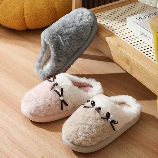 【轻法雅致棉拖】2025新款冬季珍珠蝴蝶结女士保暖棉拖鞋情侣居家卧室毛毛地板拖 商品图1