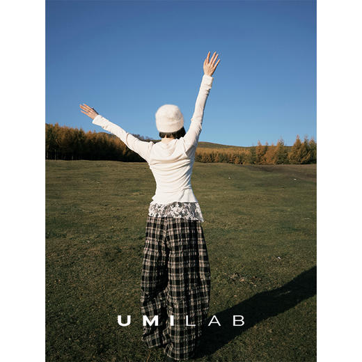 UMILAB｜枫叶*复古日系 进口羊毛肌理面料立裁巨遮肉松紧腰格纹裤P1301W 商品图4