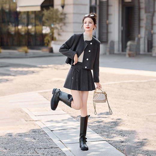 HR YJH5130学院风半身裙套装 商品图2