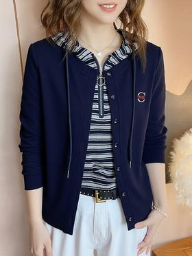 女士妈妈装减龄休闲假两件条纹拼接连帽卫衣秋季新款套头直筒外穿