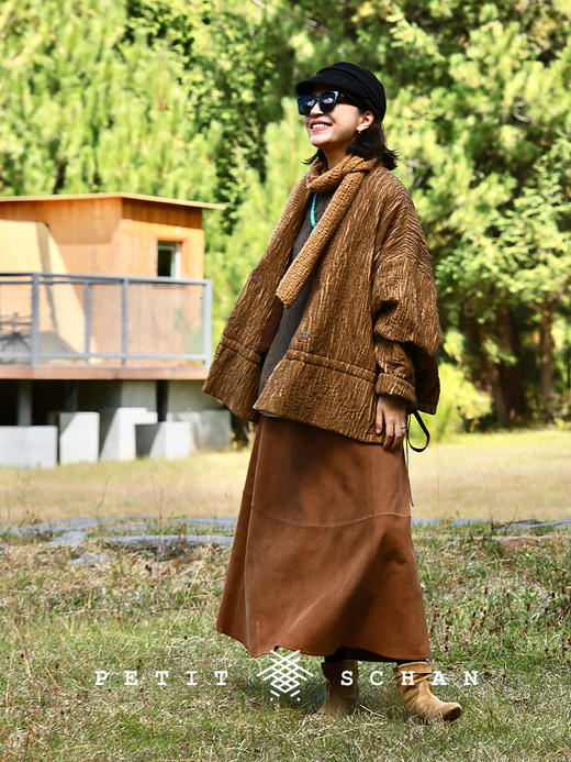 PETIT SCHAN小闪 CLO#927 Autumn Leaf Avenue 落叶大道 进口磨面哑光感正绒牛皮半身长裙 商品图1