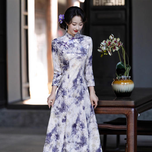 扎染旗袍2025年新款秋冬款改良年轻妈妈新中式国风女装气质连衣裙 商品图0