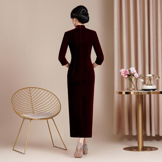 A5GH7991-1秋季新款改良版丝绒旗袍结婚喜婆婆喜妈妈敬酒服修身长款旗袍礼服 商品图3
