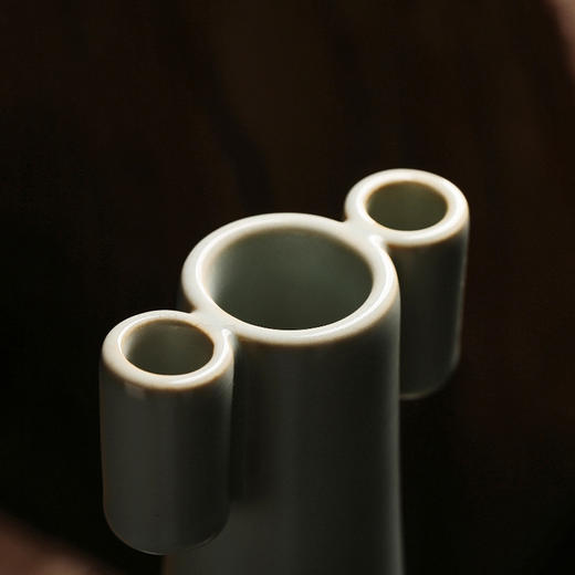 问鼎汝瓷/鼎峰系列/天青/老款/长颈贯耳瓶（收藏款） 商品图2