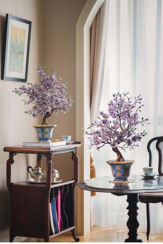 【已售】独角鹿西洋古董 20世纪中国创汇时期出品宝相花纹景泰蓝盆装饰「碧桃花开」珍宝像生盆景一对 商品图0