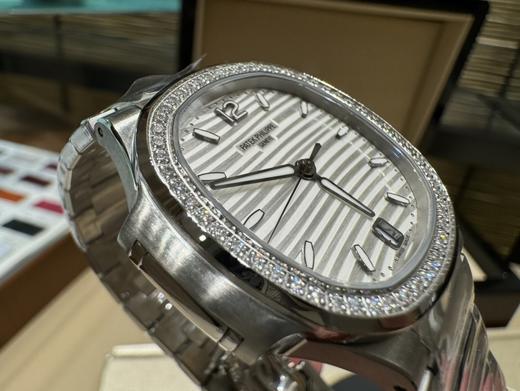 SH024 百达翡丽鹦鹉螺7118系列银色钻圈、玫瑰金钻圈 女表35.2mm自动机械机芯（SH） 商品图2