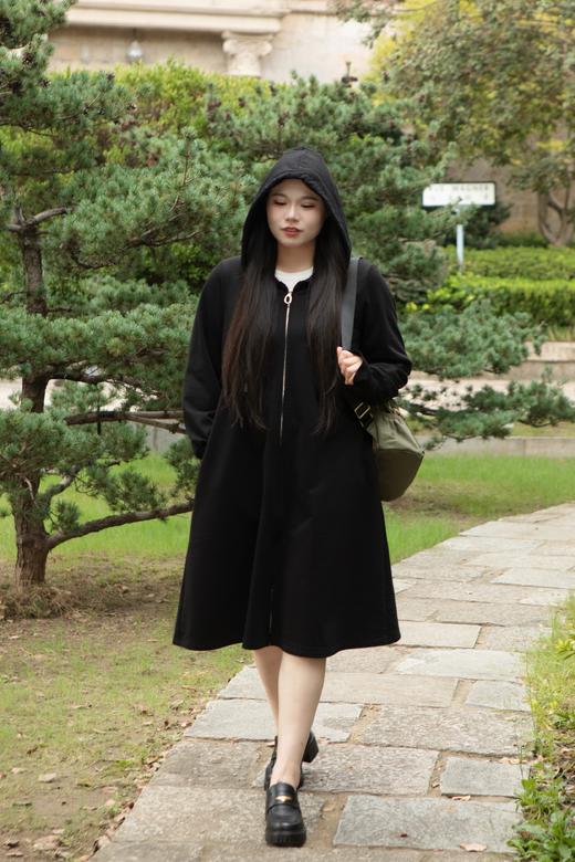 现货！今天发货！【100%纯棉 2穿外套】纯棉舒适卫衣外套，可当连衣裙、可当休闲长款外套。带帽、有口袋、加长防风袖！黑色显瘦百搭经典，推荐入手 商品图3