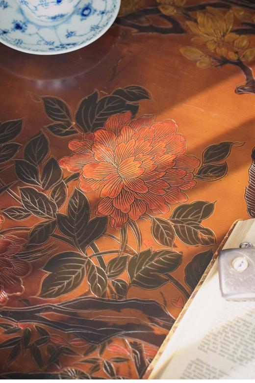 【已售】独角鹿西洋古董 20世纪中国出品锦上添花主题款彩雕漆硬木桌几 商品图2
