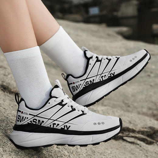 【瑞士军工户外登山运动鞋】日常通勤+户外登山都能穿，舒适脚感久穿不累，多色可选，只要159元！ 商品图7