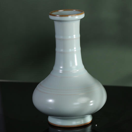 问鼎汝瓷/鼎峰系列/天青辛丑/精工款/涟猗瓶 商品图1