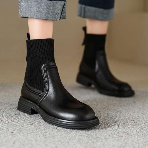 【预售5天】巨好看洋气牛皮毛线筒马丁靴，英伦风中跟粗跟短靴XMV&H315 商品图0