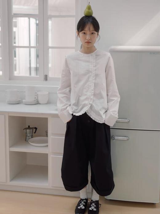 步履不停/5C11281C/立体花边不规则斜襟暗纹提花肌理衬衫 商品图4