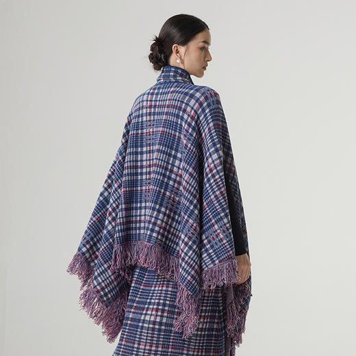 【林栖设计小店】格纹毛织披肩复古气质宽松高领2025秋冬新款流苏斗篷上衣2954006 商品图4