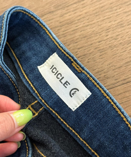 ic小禾经典款升级火山岩磨毛加绒牛仔裤 商品图10