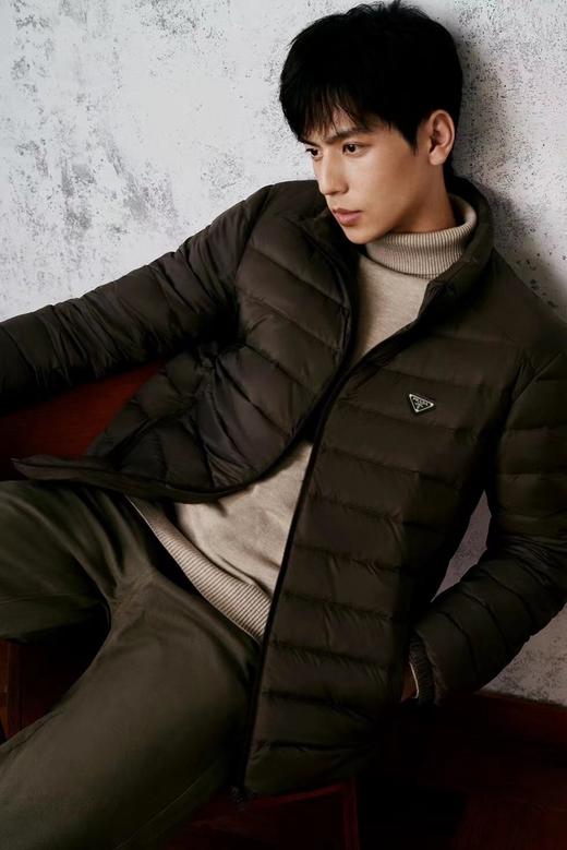 Prad 普拉D 新款男士轻薄羽绒外套 商品图5