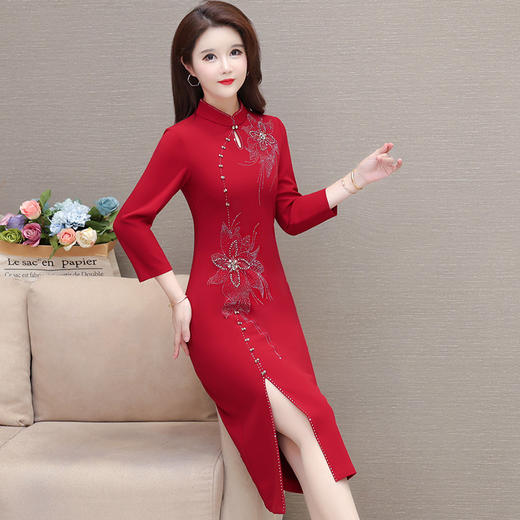 镶钻旗袍裙复古国风连衣裙，红色婚宴礼服裙开衩包臀裙QYM-LRX-615C80317-Y 商品图1