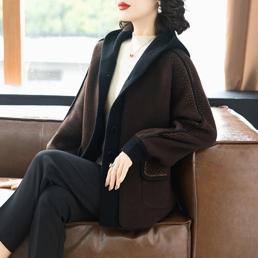 妈妈秋装针织外套洋气时尚2025新款50岁中老年女秋冬加厚呢子大衣 商品图1