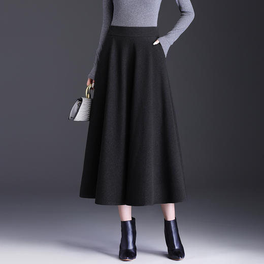 MYX毛呢加厚通勤修身蓬蓬裙垂坠感百褶大摆裙2025冬款高腰显瘦半身裙 商品图1