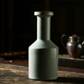 问鼎汝瓷/鼎峰系列/月白/老款精工/棒槌瓶（中）