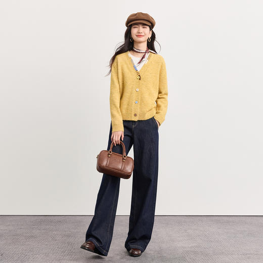 【年货节】熙世界多巴胺奶黄色毛衣短外套女2025秋冬季羊毛刺绣V领针织开衫 商品图2