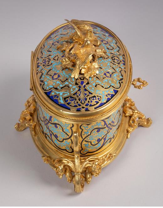 独角鹿西洋古董 19世纪末法国出品飞鸟主题铜鎏金精雕装饰錾胎珐琅珍宝盒 商品图3